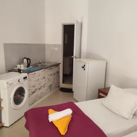 партерни студия без обособен балкон т светослав5 * Pomorie