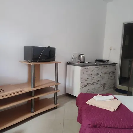 Apartment партерни студия без обособен балкон т светослав5